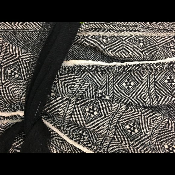 Anthropologie Wrap Cardigan - Picture 4 of 8